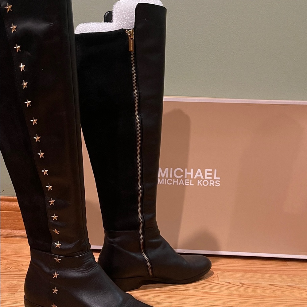 Michael Kors Black Boots with Star Accents - Picture 6 of 8